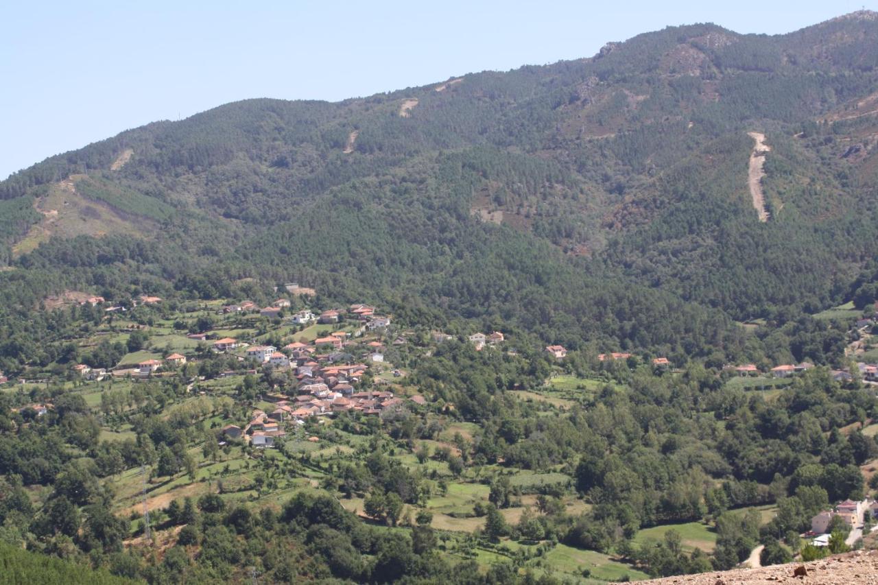 Villa Retiro Da Arminda Canedo  Esterno foto