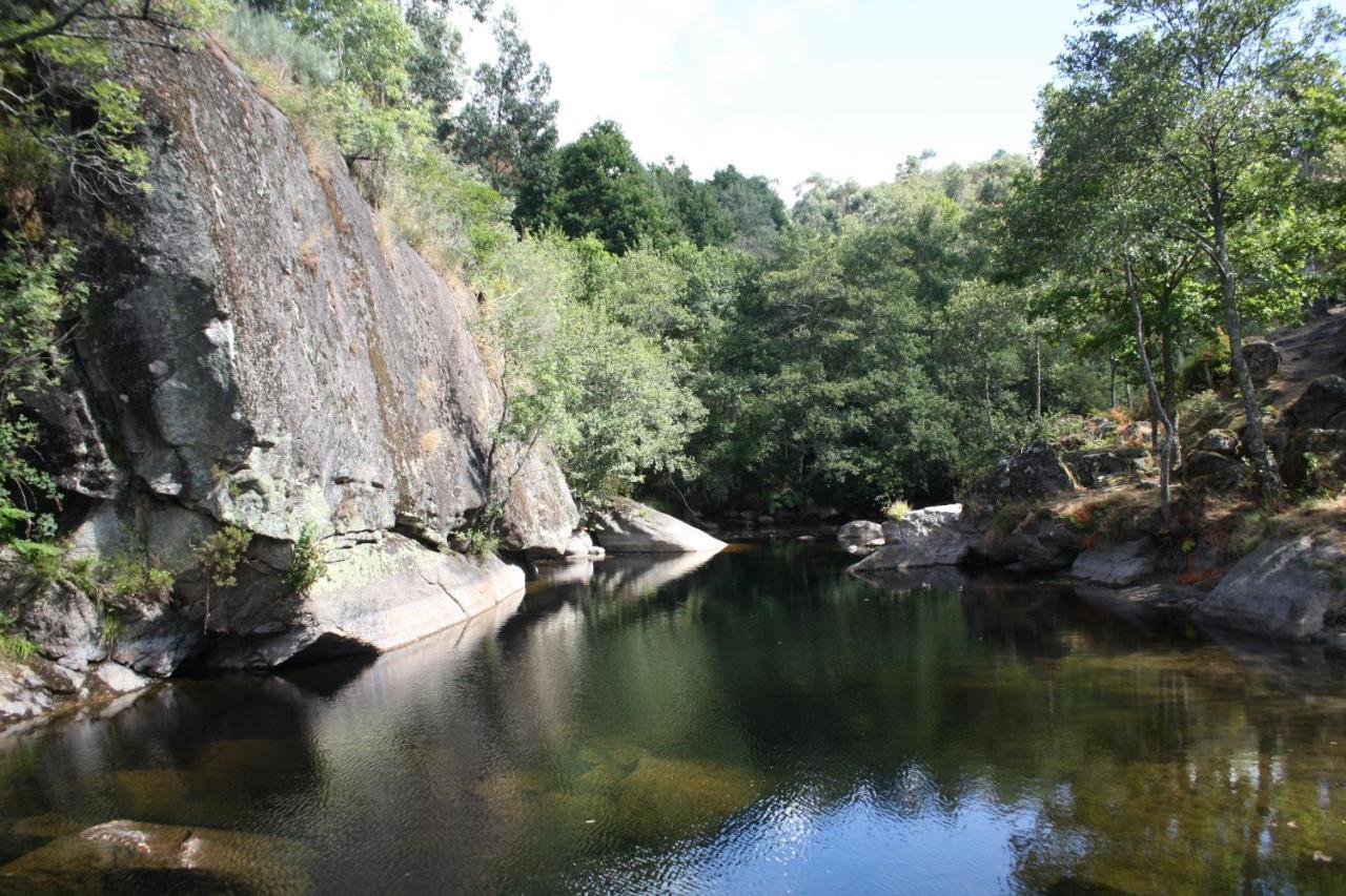 Villa Retiro Da Arminda Canedo  Esterno foto