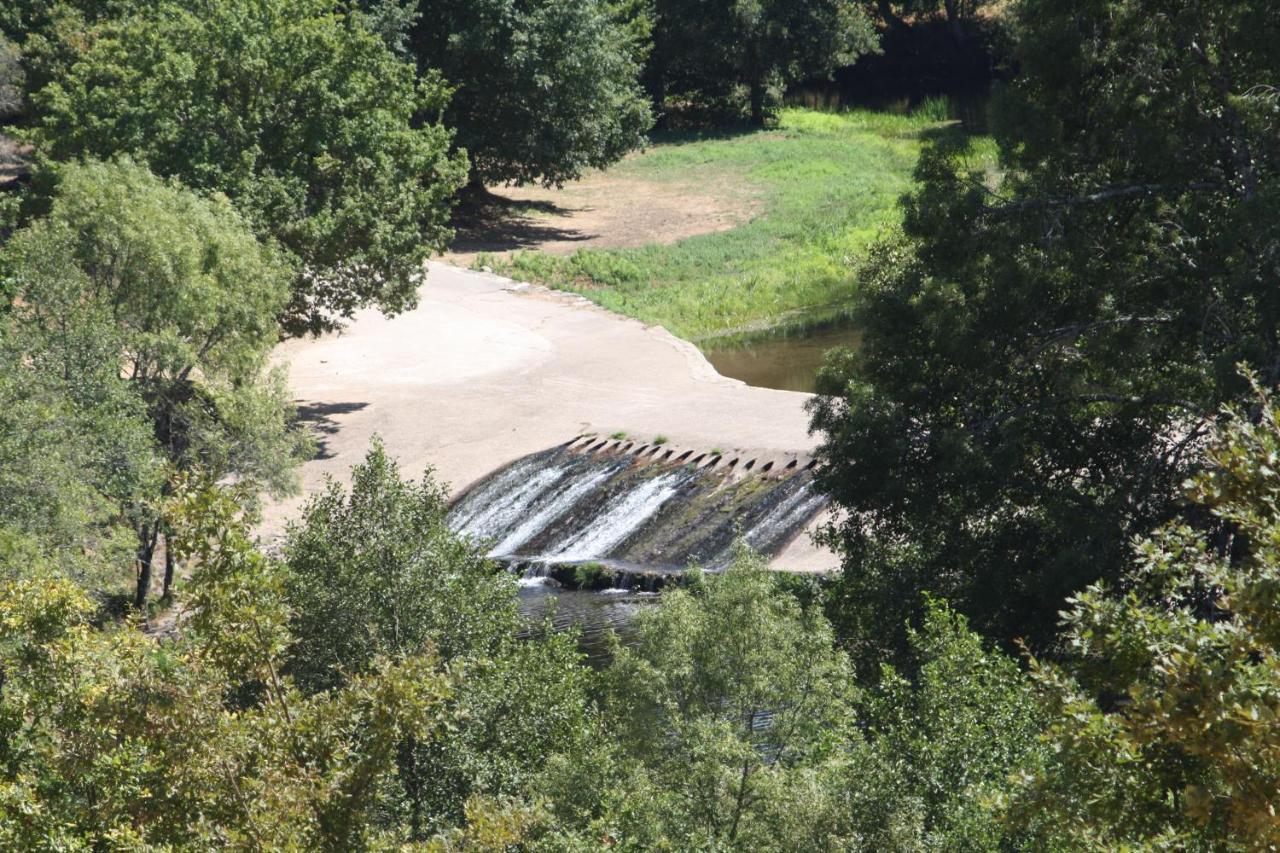 Villa Retiro Da Arminda Canedo  Esterno foto