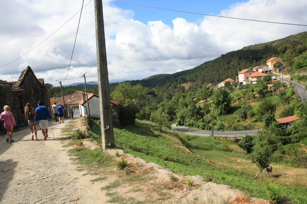 Villa Retiro Da Arminda Canedo  Esterno foto